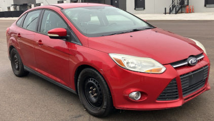 2012 FORD FOCUS - 111K MILES!