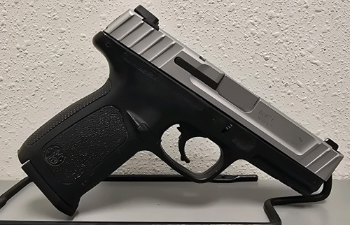 Smith & Wesson SD9VE 9mm Semi Automatic Pistol-- FYC3984