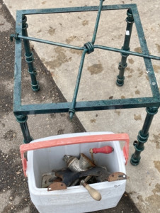 METAL END TABLE FRAME. VINTAGE LUNCH BOX, VINTAGE MEAT GRINDER.