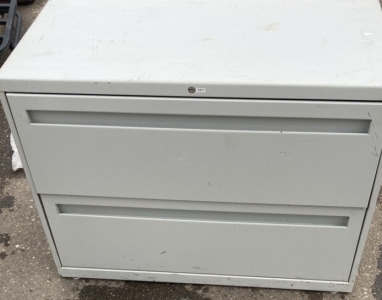 3 LARGE OFFICE TO 2 DRAWER FILING CABINETS.