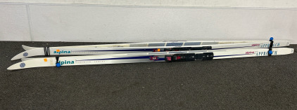 (2) Pairs of Alpina Approach Skiis