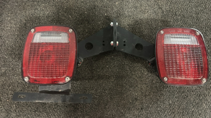 Focomo Ford Grote Tail Lights