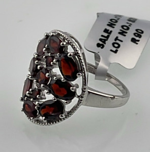 3.8ct. Oval And Round Cut And Faceted Red Garnet Gemstone .925 Silver Ring Size 6-1/2