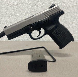 Smith & Wesson SW9VE Model 9mm Caliber, Semi-Automatic Pistol