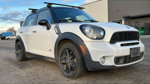 2014 MINI COOPER - 6 SPEED MANUAL - SUN/MOON ROOF!