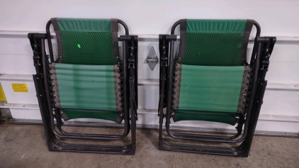 (2) Green Foldable Lawn Chairs w/ Locking Mechanism