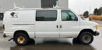 1997 FORD ECONOLINE E250 - - 8