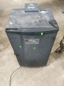 (1) Masterbuilt Sportsman Elite Electric Smoker - Powers On