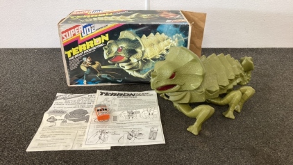 Vintage Super Joe Terron Beast Toy