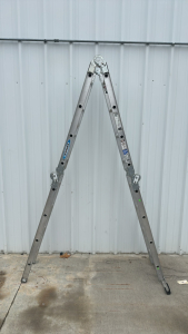 Werner Heavy Duty 16’ Fold-Out Straight Ladder/Step Ladder