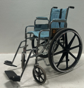 Everest & Jennings Traveler Wheelchair