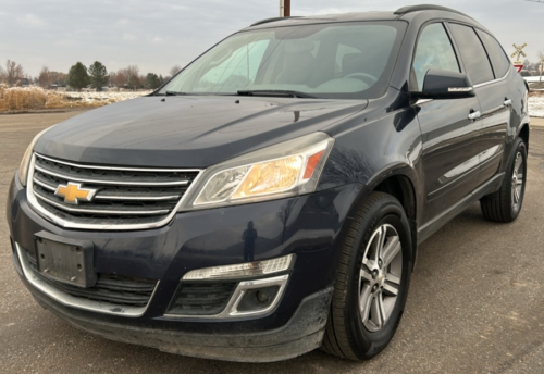 2015 CHEVROLET TRAVERSE - AWD!