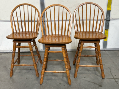 (3) Rotating Dining Stools