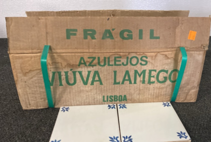 2 Boxes of Frágil Azulejos Viúva Lamego Tile!!!