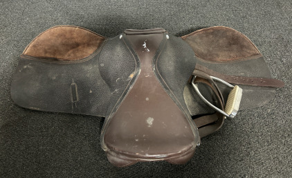 Cambridge Horse Saddle