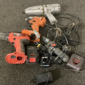 VARIETY OF POWER TOOLS.