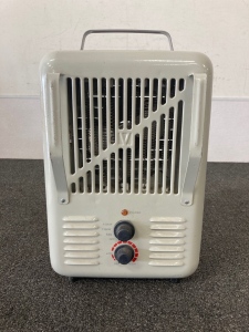 1300- 1500W Room Heater