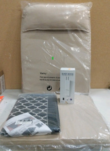 1) Doormat 54x84cm, (1) Chase Lounge Cushion Tan and (1) Blind Motor One Touch Control and Whole Box Amazon Overstock (r5)