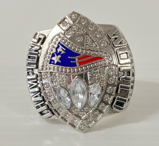 2004 Nee England Patriots Super Bowl Championship Replica Ring