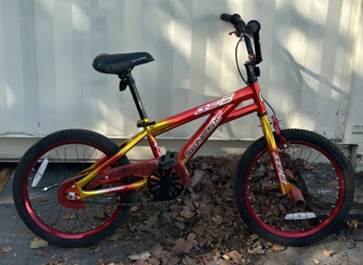 18&rsquo;&rsquo; Red And Yellow Genesis One 8 Kids Bike