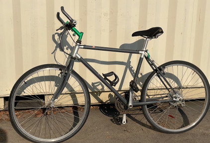 26&rdquo; Unbranded (Grey/Green) Bike