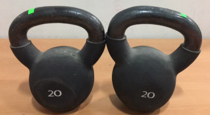 (2) 20 Lbs Kettlebells