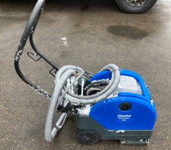 Clark Vantage 13 Floor Cleaner