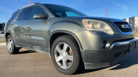 2011 GMC ACADIA SLT - AWD