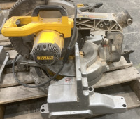 DeWalt Compound Miter Saw 12”