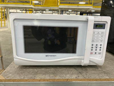 White Emerson Microwave