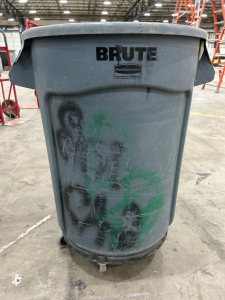 Rolling Brute Trash Can