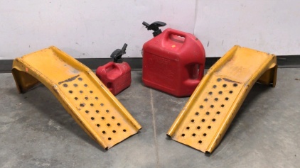 Ramps & (2) Gas Cans