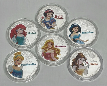 (6) Disney &ldquo;Princess&rdquo; Silver Plated Collectible Coins