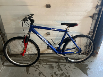 26&rdquo; Performance M100 Blue Bike