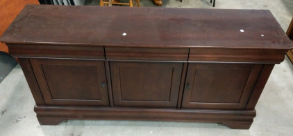 (1) Broyhill Wooden Storage Credenza - 64&frac12;"x18"x30&frac14;" - Super Nice!