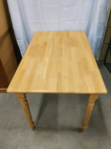 (1) Natural Wood Dining Table - 48"x29&frac12;"x29&frac12;"