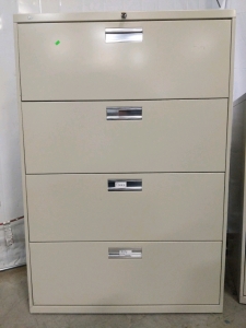 (1) HON Beige Lateral Locking Filing Cabinet w/ Key - (3) Drawer - 42"x19&frac14;"x40&frac12;"