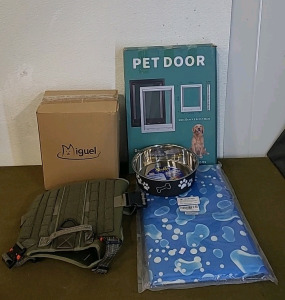 (1) Icefang Dog Harness, L, (1) Pet Mattress, (1) Pet Door, L, (1) Food Bowl & (1) Cooling Mat