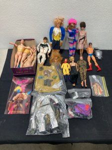 (12) Vintage Barbies, (6) Kens, (6) Barbie & Accessories