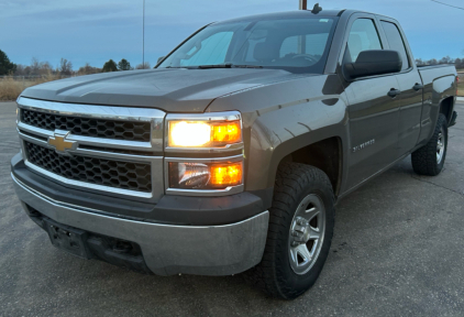 2014 CHEVROLET SILVERADO - 4X4!