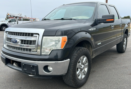 2013 FORD F-150 - 4X4!