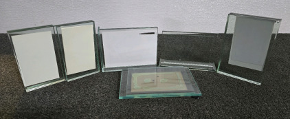 5x7 Glass Photo Holders- "No Border" Heavy Weight Perfect For Desk Display