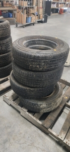 Bridgestone 205/70R 15.96T on Subaru Rims