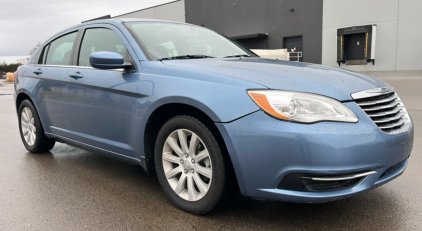 2011 CHRYSLER 200 - 86K MILES!