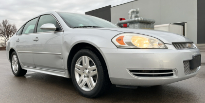 2013 CHEVROLET IMPALA - COMMUTER CAR!