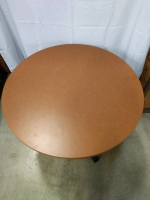 (1) Round Table w/ Laminate Top - 36" Round - 3