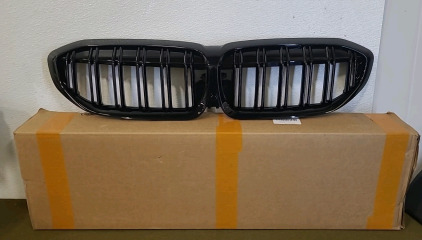 (1) BMW G20 3-Series Double Slat Grille, Gloss Black