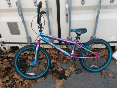 Genesis Illusion 20" BMX Bike Pink Blue