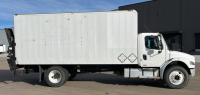 2004 FREIGHTLINER M2 106 - LOCAL FLEET VEHICLE - LIFTGATE - 3