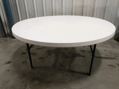 Stanley Lifetime Table Round 72"x30"